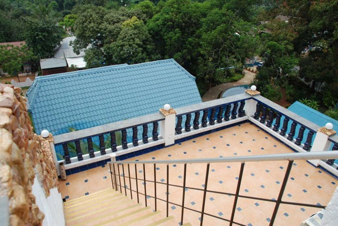 Princess Of Coron Austrian Resort Exterior photo